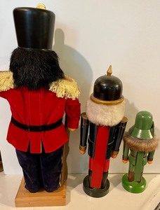 lot 29 image: 3 Terrific Nutcrackers