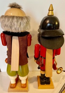 lot 46 image: Two Steinbach Nutcrackers including Hickory Dickory Dock