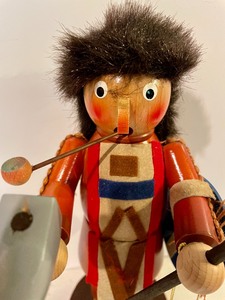 lot 108 image: Steinbach Chief Sitting Bull Nutcracker