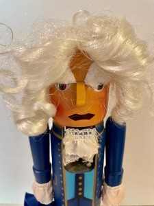 lot 133 image: The American Heritage Collection George Washington Nutcracker