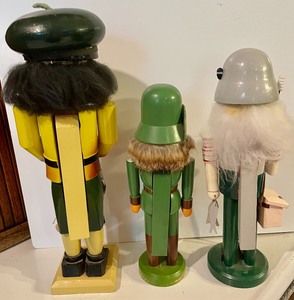 lot 223 image: 3 Nutty Nutcrackers