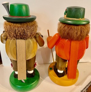 lot 236 image: Erzgebirge Nutcracker and Musical Nutcracker