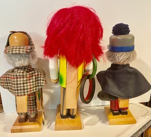 lot 281 image: 3 Steinbach Nutcrackers