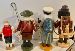 lot 282 image: 4 Erzgebirge Smokers