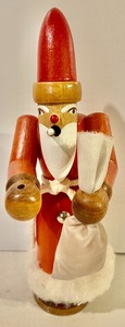 lot 290 image: 4 Smokers