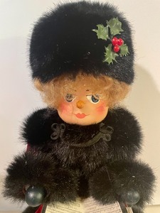 lot 287 image: Holzkunst Dolly Doolittle Nutcracker signed by Christian Ulbricht