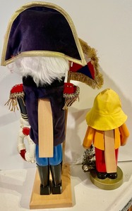 lot 301 image: 2 Steinbach Nutcrackers