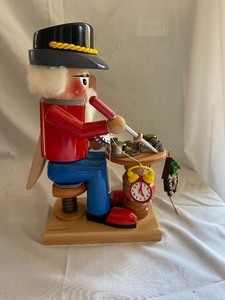 lot 58 image: Original Steinbach Nutcracker