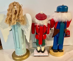 lot 313 image: 3 Terrific Nutcrackers