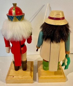 lot 348 image: 2 International Nutcracker Collection Nutcrackers