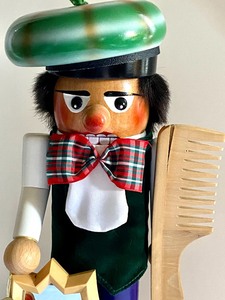 lot 80 image: Original Steinbach Nutcracker