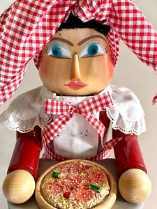lot 81 image: Original Steinbach Nutcracker