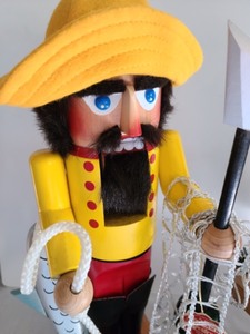 lot 177 image: Set of 2- Hunting and Fishing Nutcracker