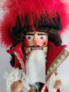 lot 178 image: Limited Edition Steinbach Nutcracker- King Louis XIV The Sun King