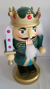 lot 182 image: Set of three Dazzling Nutcrackers
