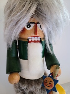lot 185 image: The Philosophers Stone Nutcracker
