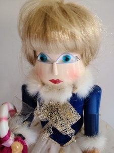 lot 187 image: Beautiful Fairy Steinbach Nutcracker- Sugar Plum Fairy