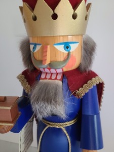 lot 198 image: Erzgebirge King Balthasar Nutcracker