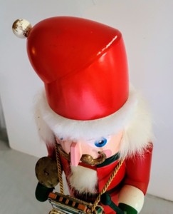 lot 199 image: Erzgebirge Santa Musicbox Nutcracker