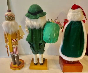 lot 366 image: 3 Colorful Nutcrackers