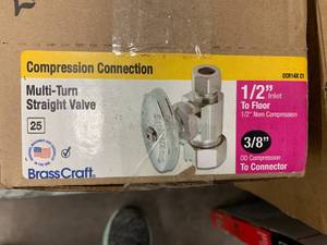 lot 10 image: NEW CASE OF COMPRESSION CONNECTIONS