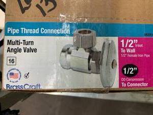 lot 13 image: PIPE THREAD CONNECTION