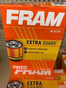 lot 279 image: FRAM EXTRA GUARD OIL FILTER #PH9837