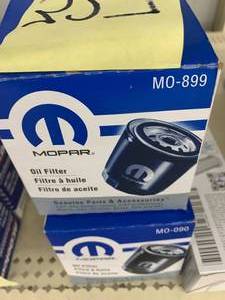 lot 327 image: MOPAR OIL FILTERS ASSORTED