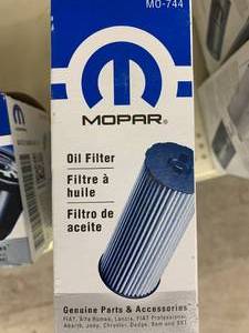 lot 330 image: MOPAR OIL FILTER #MO-744