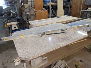 (2) Aluminum Levels 72 and 18 - Stanley Fat Max