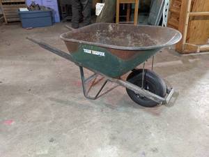 Wheel Barrow w Pneumatic tire