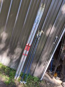 Pair of Trak Omni Cross Country Skis w Poles - About 77 Long