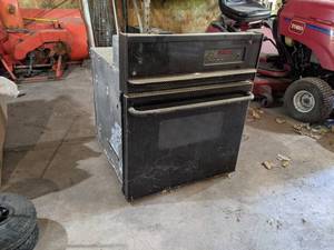 GE In Wall Electric Oven - Model JRP14G0P3BG - Seller States working when Removed