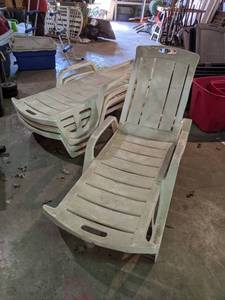 Lot of (4) Plastic Reclining Pool Chairs