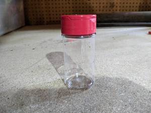 Large lot of over 400 3.5oz Plastic Spice Jars