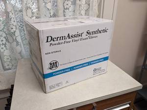 lot 362 image: (10) NEW Boxes of Latex Free Exam Gloves Size Medium - 100 Per Box