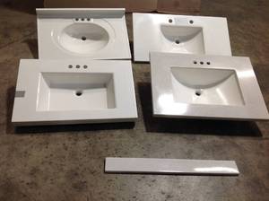 lot 25 image: lot of 4 Vanity tops various sizes and colors  (see all pictures)