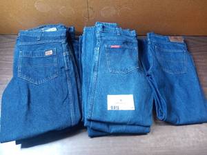 9 Pairs of 32 x 30 Relaxed Fit Jeans -(4) 394 denim, (5) G & K