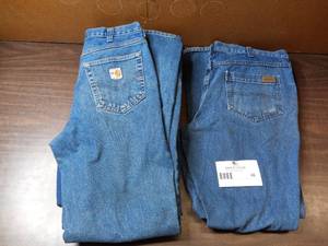 4 Pairs of Relaxed Cut Jeans (1)38 x 34 394 Denim, (1) 32 x 34 Fire Resistant Carhartt, (1)  34 x 32 Fire Resistant Carhartt (1) Fire 33x30 Resistant Carhartt