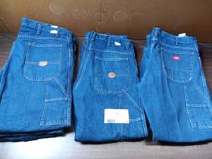 8 Pairs of 36 x 32 Carpenter Jeans (1)Dickies BRAND NEW WTAGS, (3) Red Kap, (2) Dickies, (2) G & K