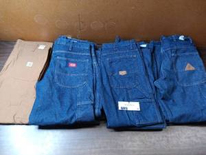 9 Pairs of Carpenter Jeans (3) 34 x 28 Dickies, (3) 34 x 30 Red Kap, (1)  34 x 30 Khakii Carhartt BRAND NEW WTAGS, (2) Fire Resistant 34 x 30Bullwark