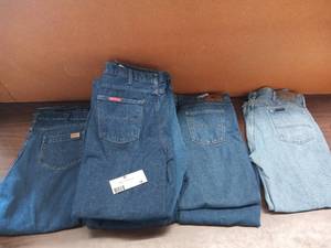 12 Pairs of  Relaxed Cut Jeans-(1) 38 x30 394 Denim, (1) 38 x 30 Lee, (9) 38 x 30 G & K, (1) 38 x 30 G & K