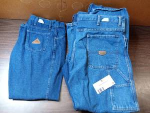 9 Pairs of Jeans- (1)38 x 32 Fire Resistant Bullwark Relaxed Cut, (8) 38 x 32 Red Kap Carpenter
