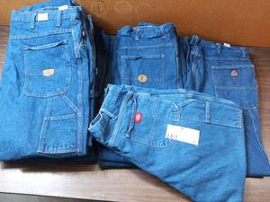 12 Pairs of 40 x 32 Carpenter Jeans- (1) Dickies, (1) Fire Resistant Bulwark, (4) G & K, (3) BRAND NEW Red Kap, (3) Red Kap