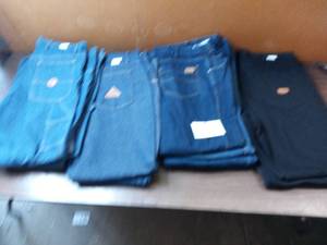 11 Pairs of Jeans- (1)40 x 30 394 Denim, (3) 40 x 32 394 Denim , (3) 40 x 32 Black Red Kap, (1)40 x 37 UL Red Kap , (2) 40 x 30 Red Kap Jeans (2) 40 x 30 Fire Resistant Bulwark