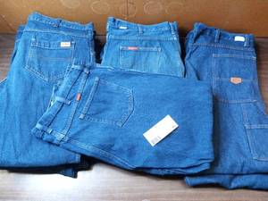 10 Pairs of Jeans-(3) 42 x 32 394 Denim, (1) 42 x 34 394 Denim, (1) 42 x 32 Rustler, (2) 42 x 34 Red Kap, (3) 42 x 32 G & K