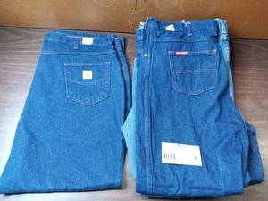 5 Pairs of 44 x 30 Relaxed Cut Jeans-(1) BRAND NEW W.TAGS Carhart (4) G & K