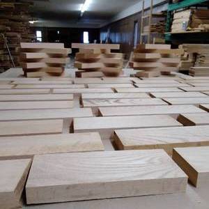 1 Red Oak S4S Plinth Blocks - 50 LF (#4041-SD1E1)
