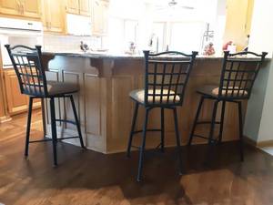 3-Bar Height Swivel Stools 30 Seat 46 Overall