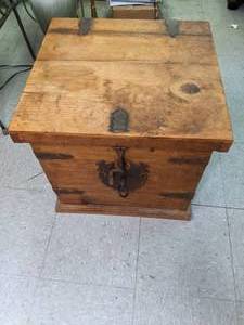 lot 174 image: Beautiful Solid Wood Chest from Mexico with Ornate Hinges & Latch